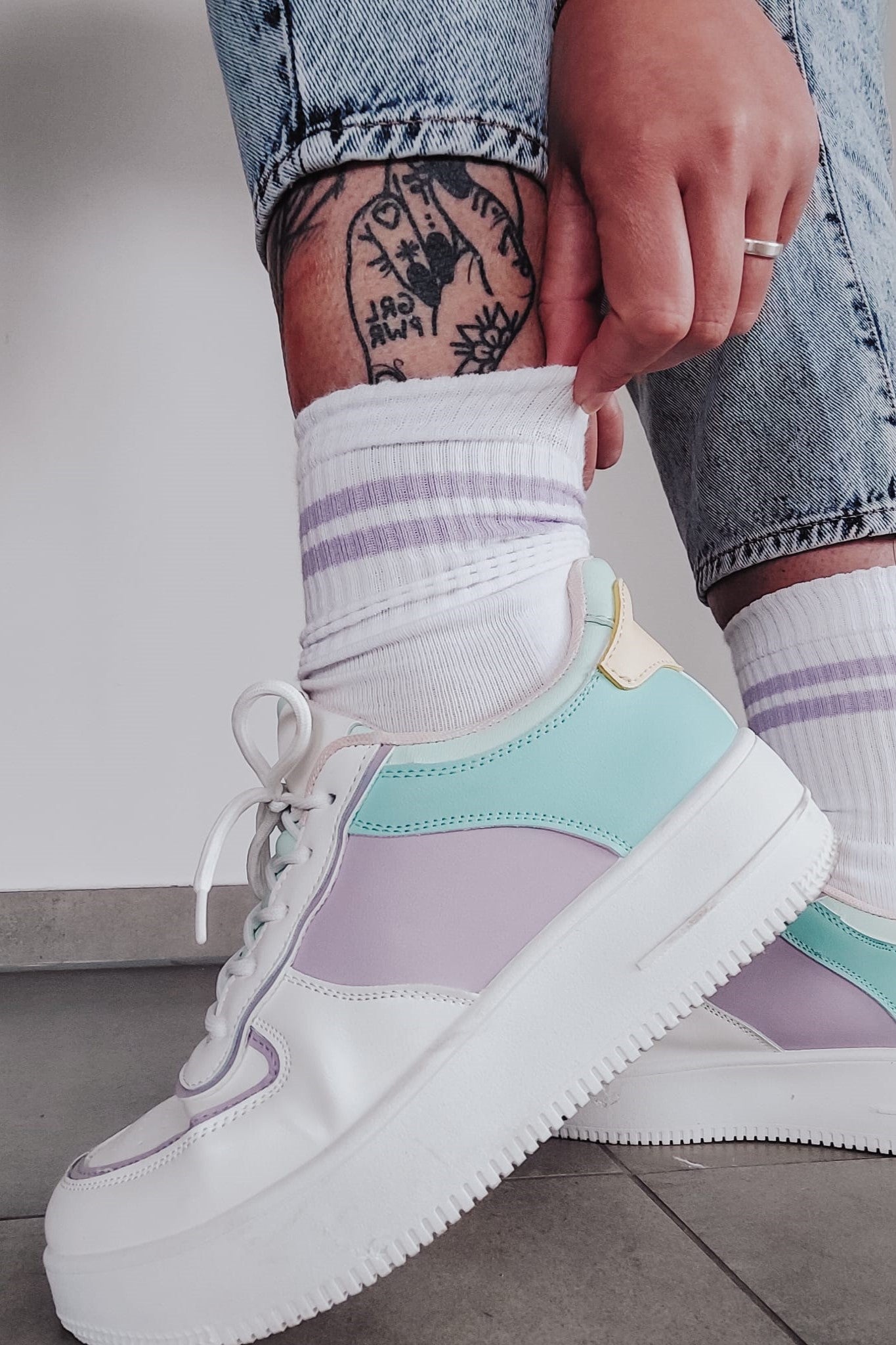 SERENA 1.0 - flieder - dailysocks.berlin